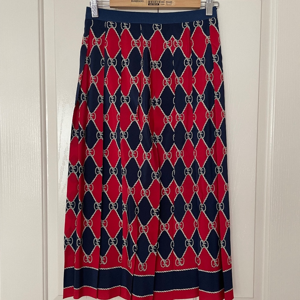 SOLD. Gucci Skirt
